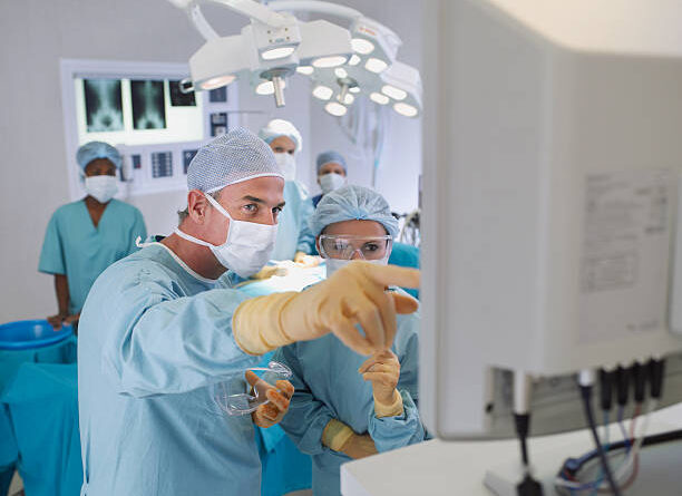 Importancia de la enseñanza del liderazgo en cirugía