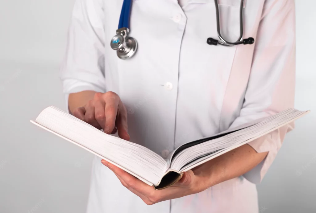Si piensas estudiar la carrera de Medicina, necesitarás conocer estas frases.