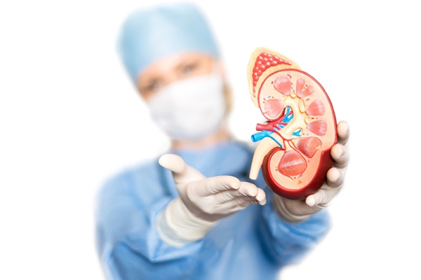 ¿Cómo se manifiesta la lesión renal aguda?
