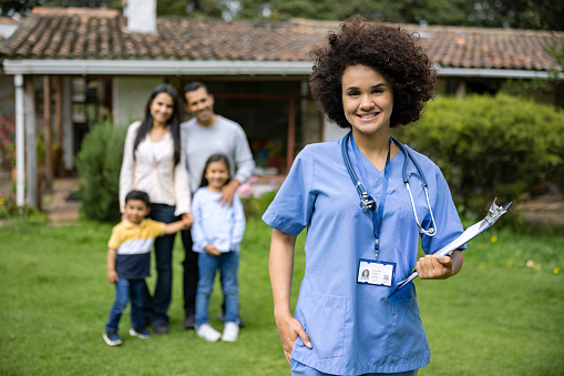 ¿Qué estudia la epidemiología de la salud y la enfermedad?