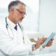 Labores del médico de hoy