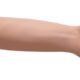 ¿Dónde se palpa la arteria humeral?