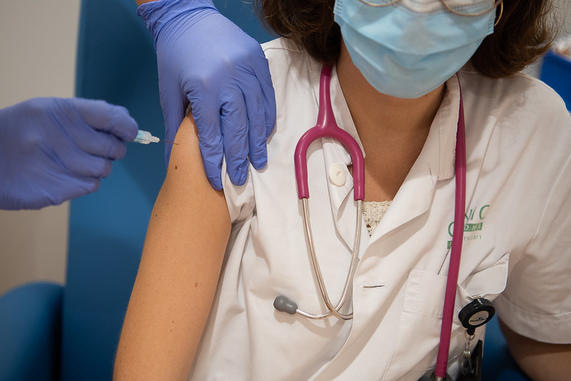 Vacunas esenciales para el personal sanitario