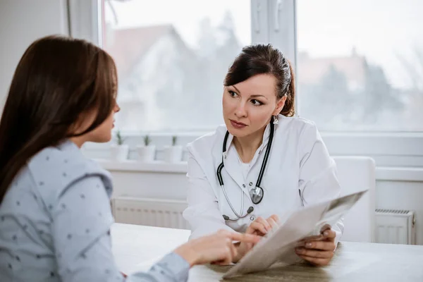Participación de pacientes en las decisiones sobre su salud
