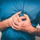 La isquemia cardiaca se manifiesta como dolor torácico