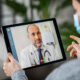 El internet es usado para buscar médicos