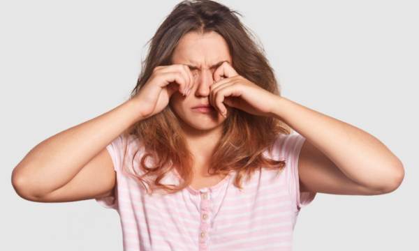 Reacciones tóxicas e hipersensibilidad a medicamentos para los ojos