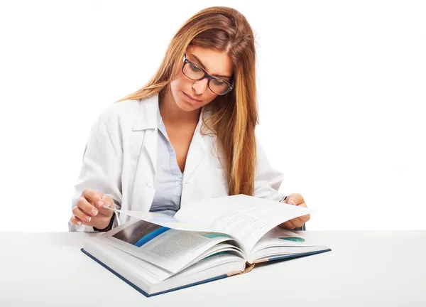 La patología es el fundamento de la medicina clínica