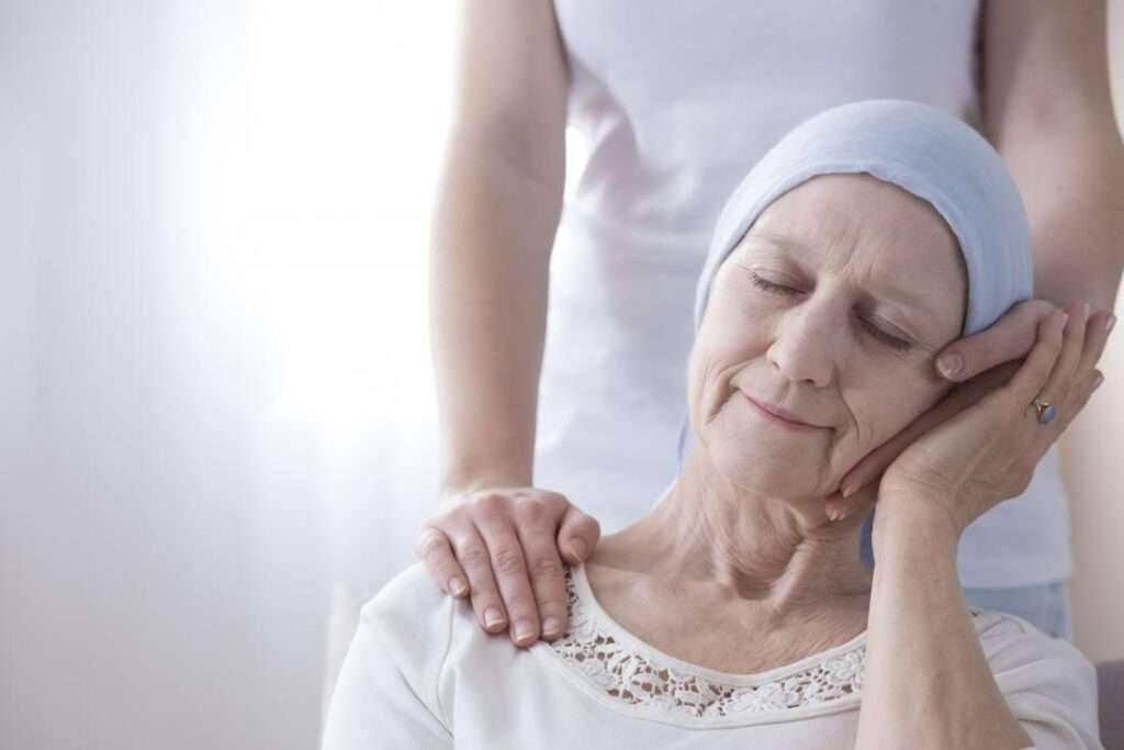 Terapia adyuvante en mujeres mayores con cáncer de mama.