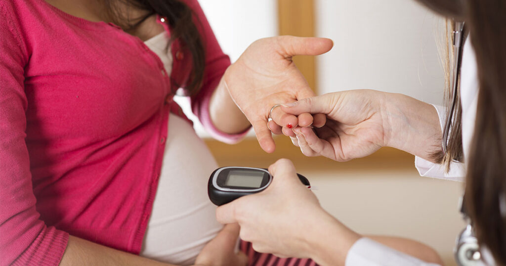 Manejo de la diabetes en el embarazo. Estándares de atención en la diabetes - 2025