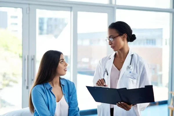 Saludos formales en portugués para médicos